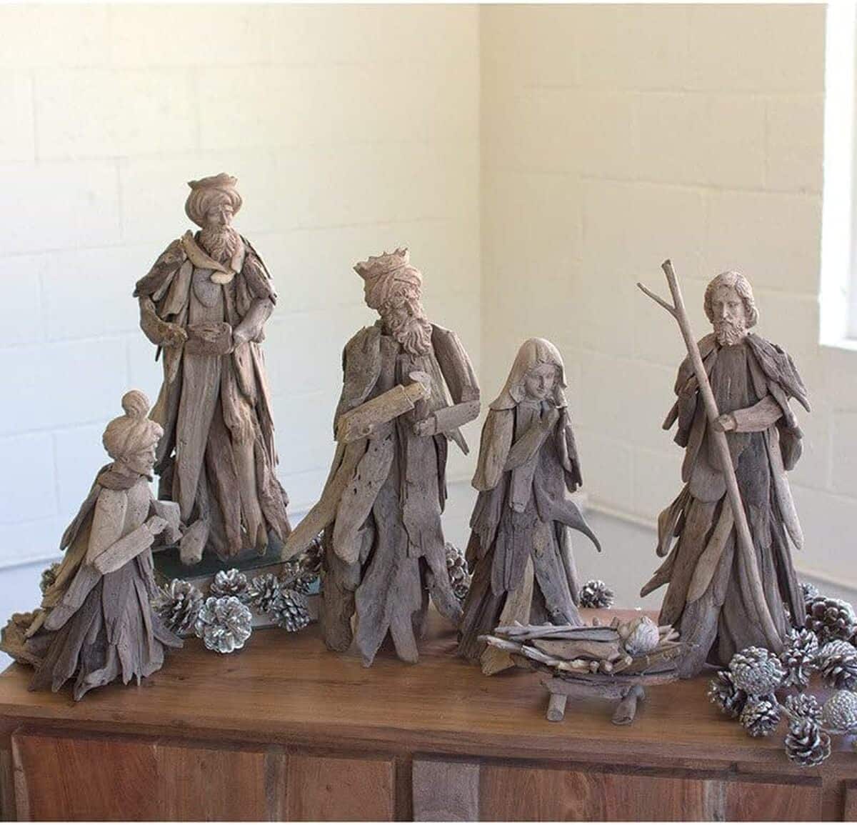 Avis sur l'ensemble crèche Noël Kalalou Pfl1026 bois flotté