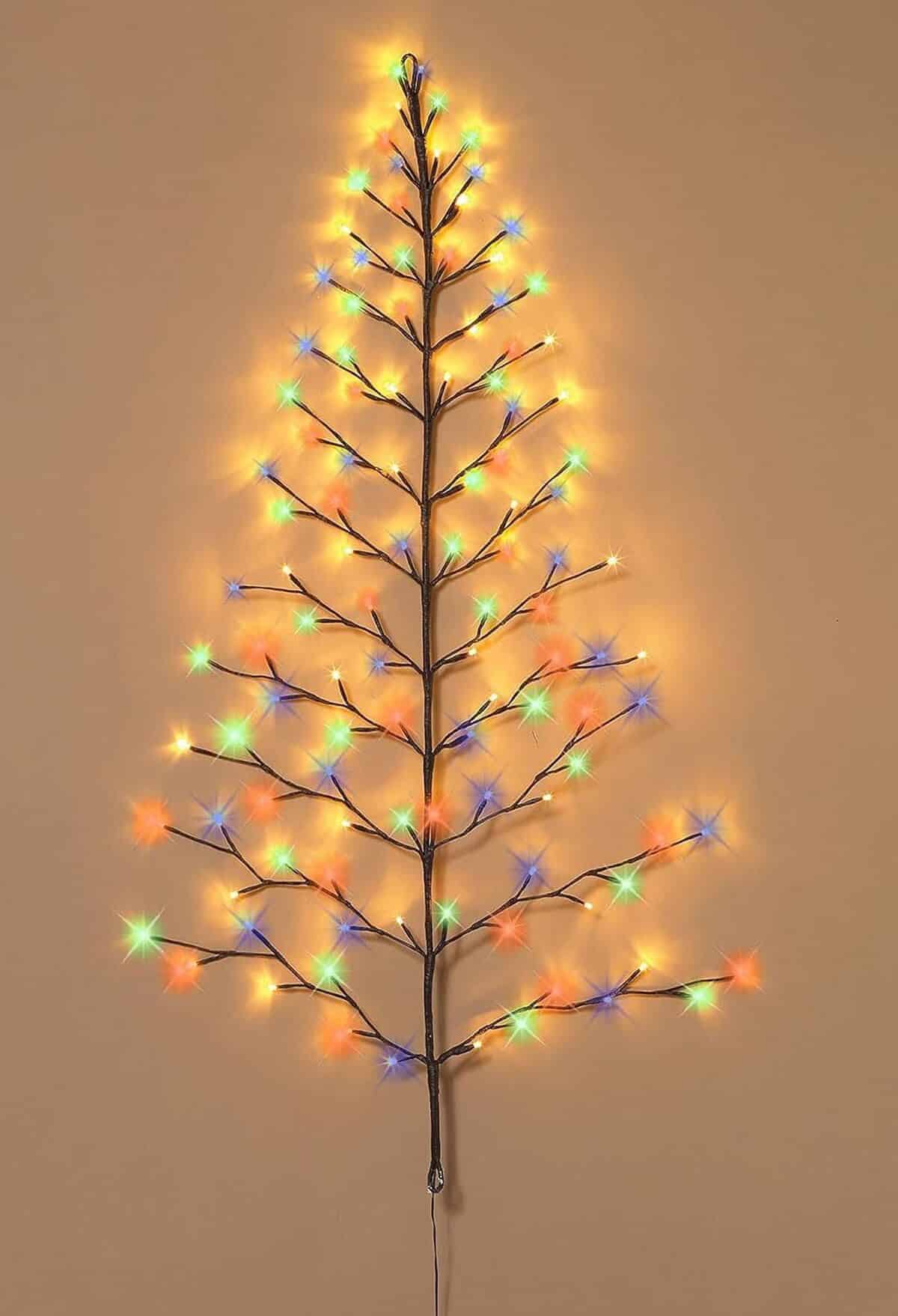 Avis sur le sapin mural lumineux LED multicolore 1, 2 m
