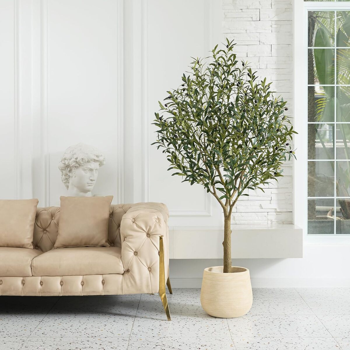 Test de l'olivier artificiel VeriNatural VN157, 210 cm : décoration résistante aux UV