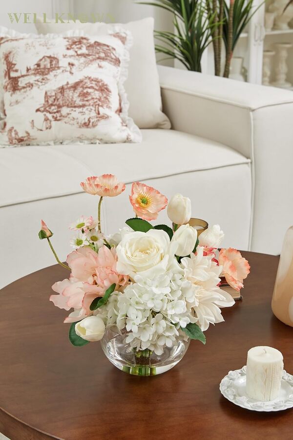 WELL KNOWN Fleurs artificielles avec vase - Arrangements de fleurs en soie dans un vase rond avec eau synthétique pour décoration de table de maison (mélange de blanc)