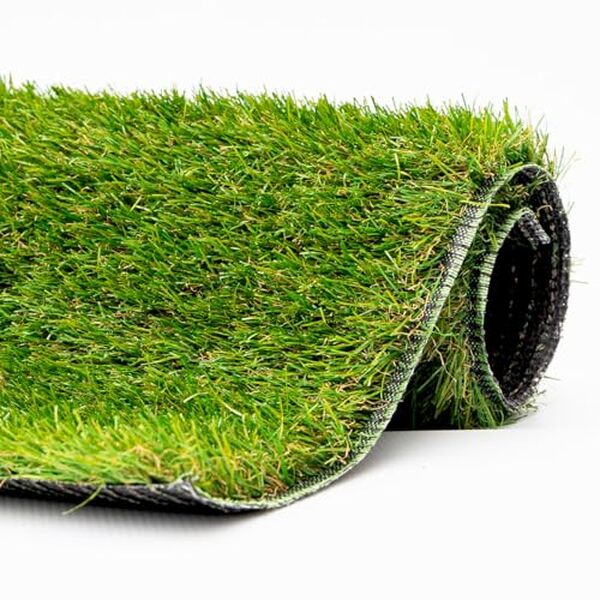 Découvrez pourquoi le gazon synthétique 35 mm est la meilleure option pour un jardin verdoyant, durable et facile d'entretien grâce à notre test détaillé