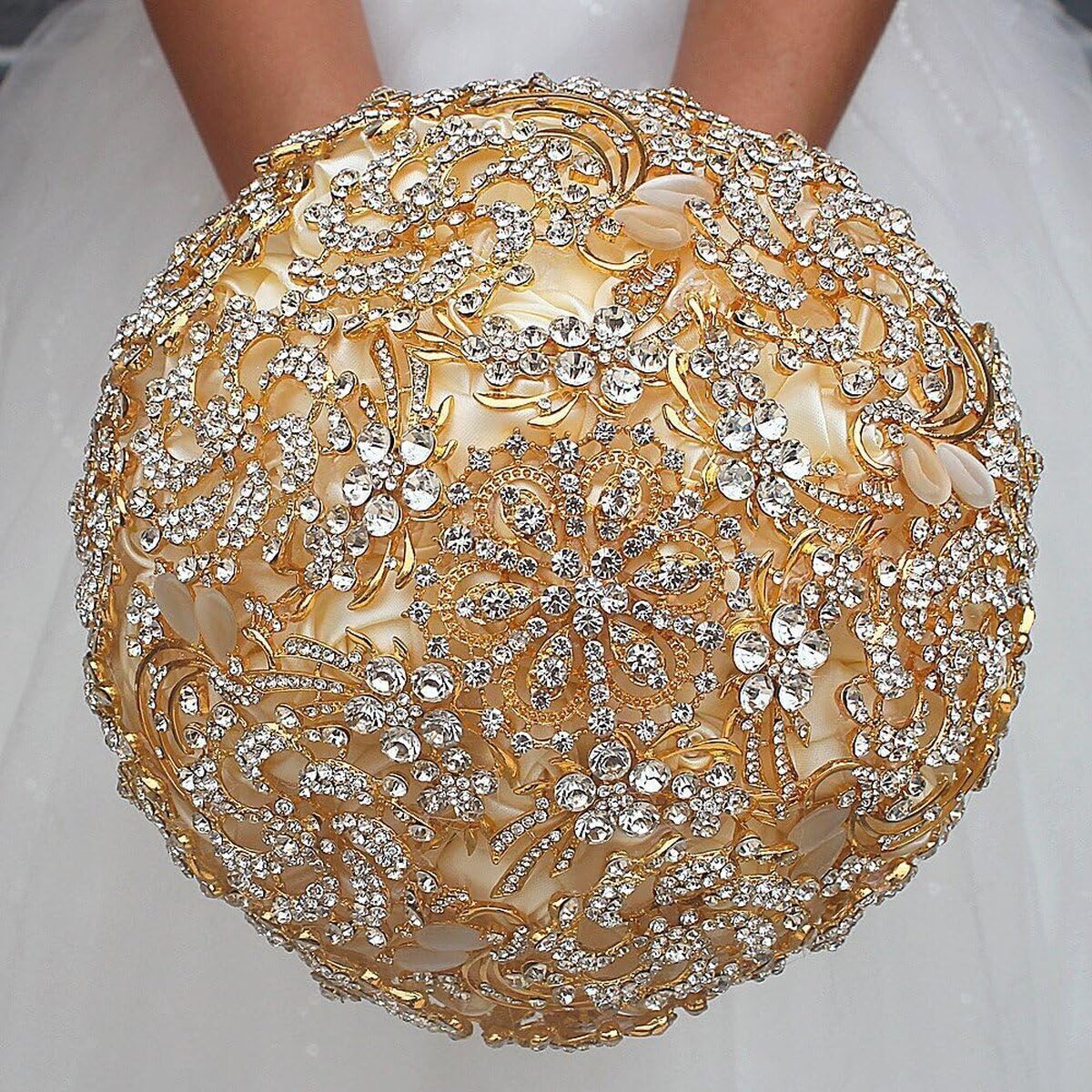 Avis sur le bouquet de mariage DOTKV luxueux or et ivoire
