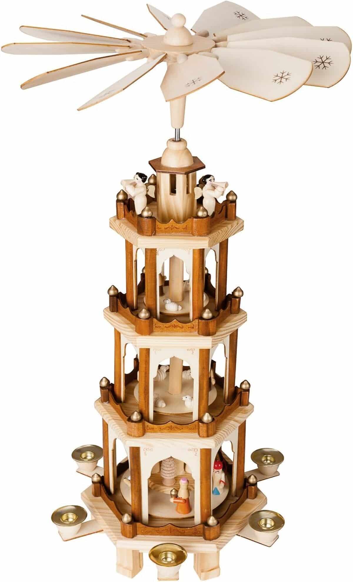 Avis sur la pyramide de noël Brubaker en bois : figurines peintes, 4 étages et 60 cm